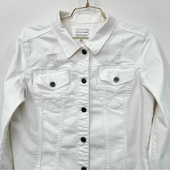 Melrose and Market White Denim Jacket Size Medium Cropped Distressed With Pocket - Picture 9 of 13